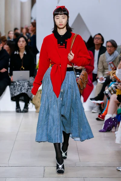 Look 42